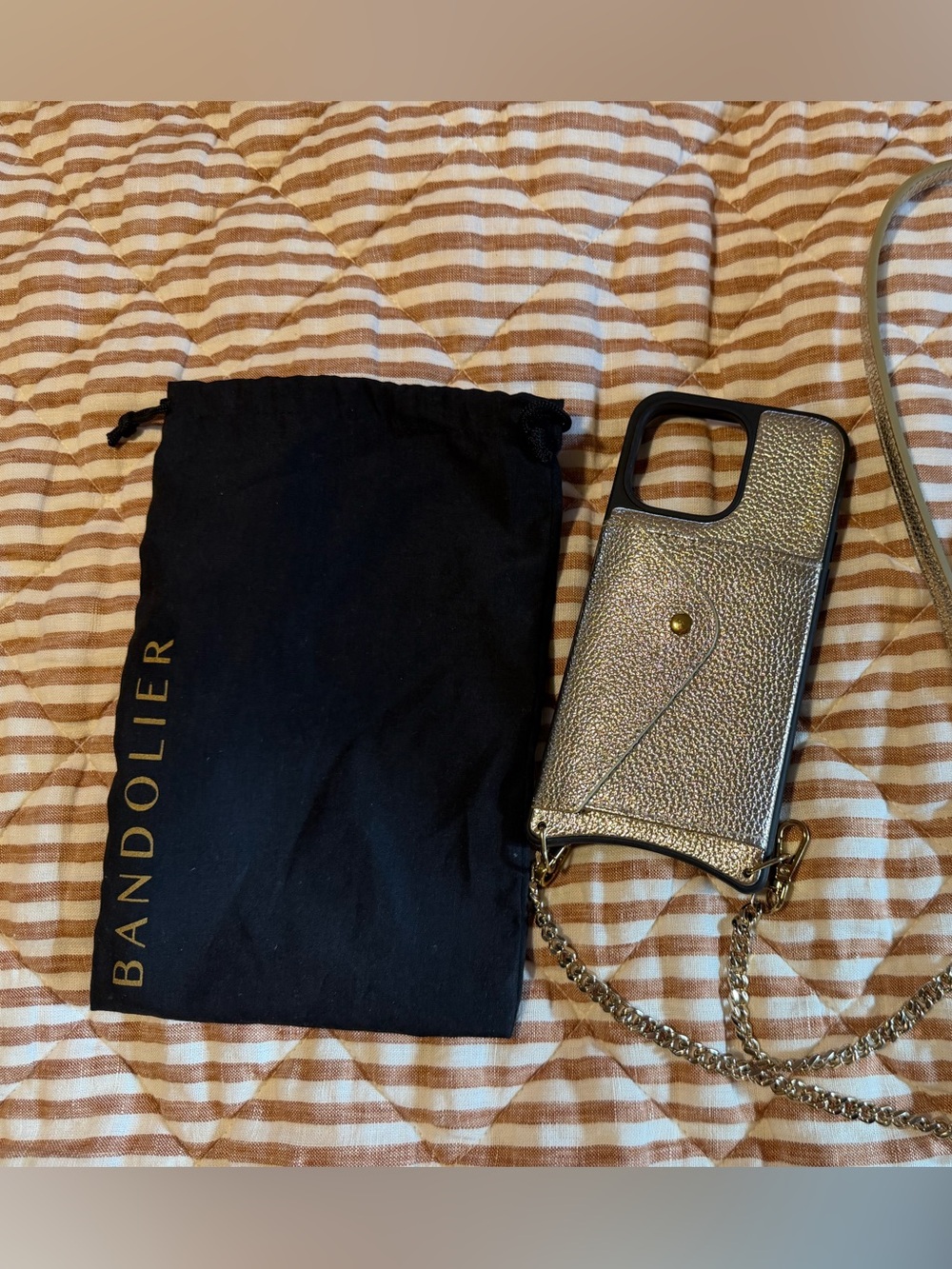 Bandolier Vivian Side Slot Crossbody Phone Case in Metallic Gold/Gold